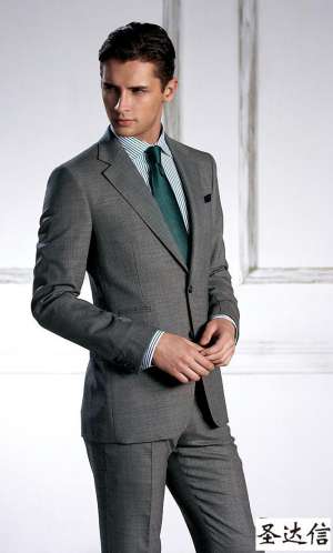 定做西服如何選擇面料?該如何保養?